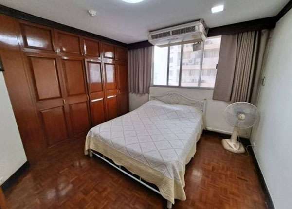 ให้เช่า คอนโด 4 ห้องนอน กว้างขวางที่ ไทปิงคอนโดเอกมัย For Rent Spacious 4-Bedroom Unit at Taiping Condo Ekkamai