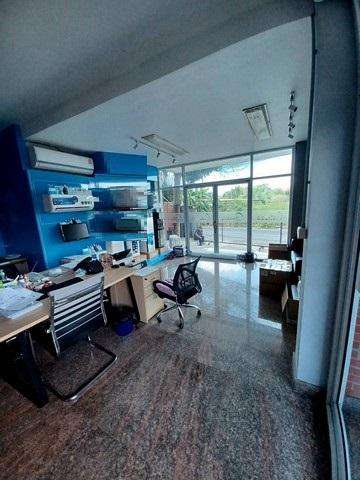 Home office for rent ให้เช่าโฮมออฟฟิศ4ชั้นพร้อมโกดังสำนักงานย่านสะพานใหม่ พหลโยธิน ใกล้MRTสะพานใหม่ ใกล้ตลาดยิ่งเจริญ สามรถแบ่งเช่าหรือเช่าทั้งหมดได้ ไฟฟ้า 3เฟส