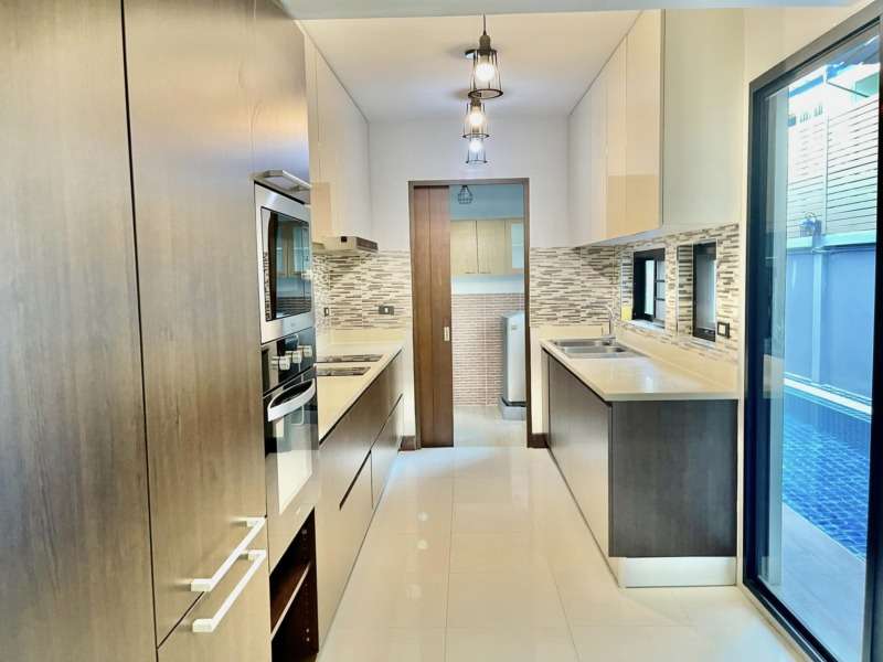 6606-092 Wattana Sukhumvit,Townhome for rent,4-storey townhome Thonglor,swimming pool,4beds