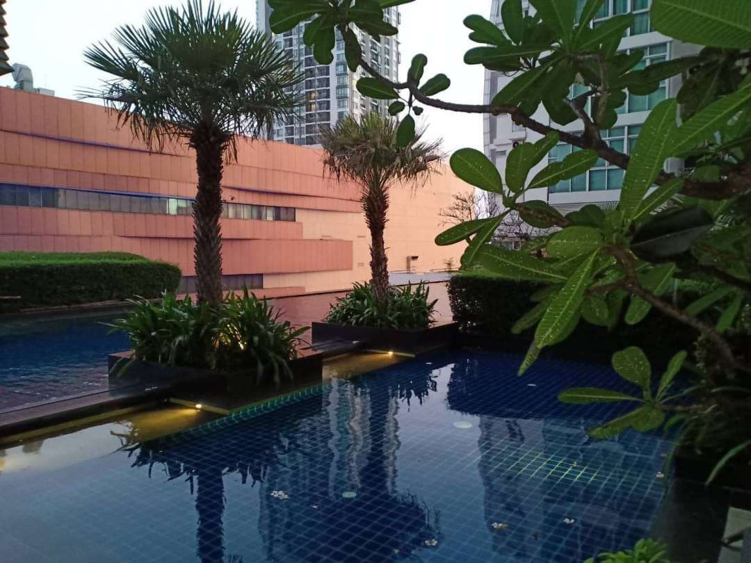 Nusasiri Grand Sukhumvit 42 spacious clean 12th floor BTS Ekkamai