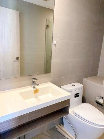 Whizdom Connect spacious safe clean 24th floor BTS Punnawithi