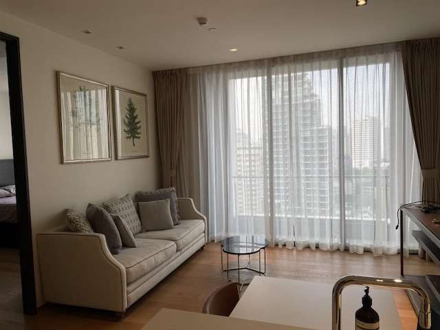 Beatniq Sukhumvit 32 nice peaceful convenient 17th floor BTS Thonglor