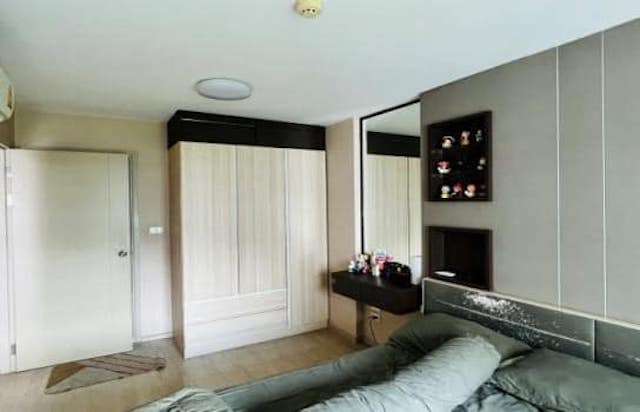 Elio DelRay Sukhumvit 64 spacious convenient peaceful 5th floor BTS Punnawithi