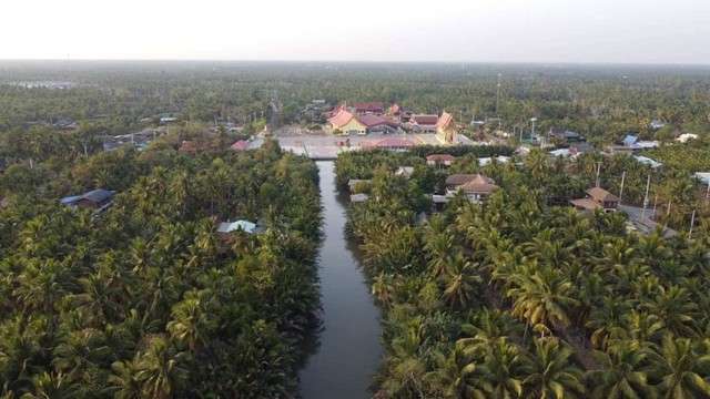 ขายที่ดินทำเลธรรมชาติ เหมาะสำหรับทำรีสอร์ท โฮมสเตย์ คาเฟ่ บ้านสวน สมุทรสงคราม