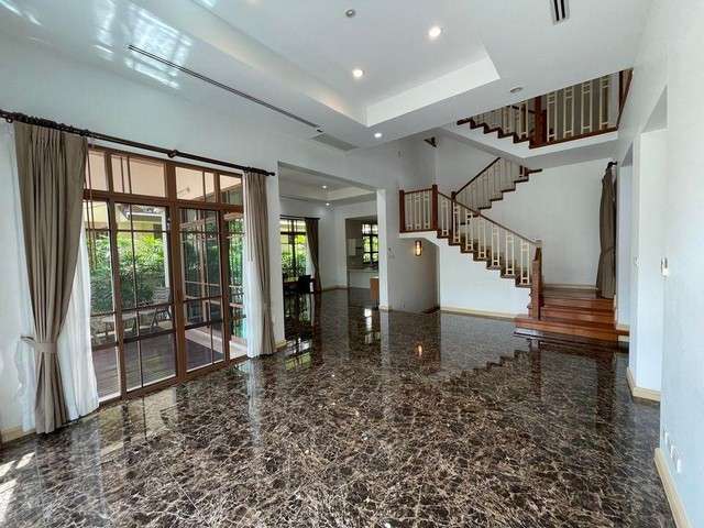 YR4269 ให้เช่าบ้าน บ้านแสนสิริ สุขุมวิท 67 Baan Sansiri Sukhumvit 67 185000 บาท