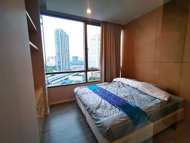 The Room Sukhumvit 69 safe convenient livable 12A floor BTS Phra Khanong