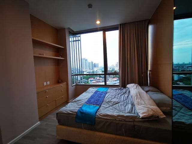 The Room Sukhumvit 69 safe convenient livable 12A floor BTS Phra Khanong