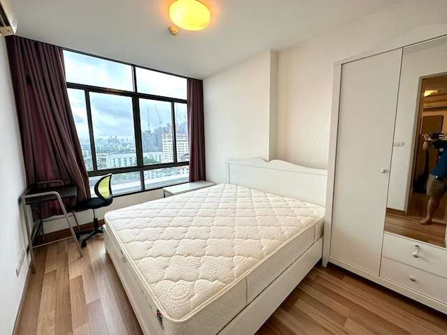 Ideo Blucove spacious clean peaceful 11th floor BTS Udomsuk