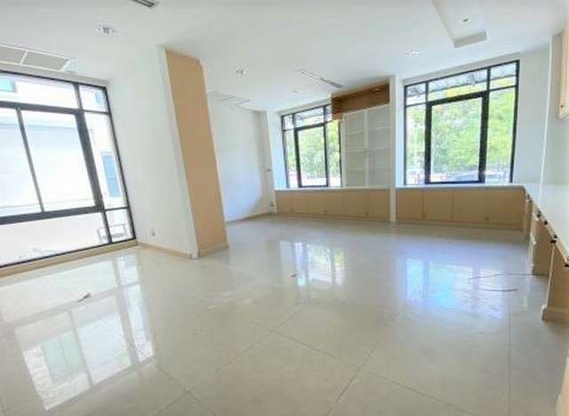 Sm304  ให้เช่าโฮมออฟฟิศ 4 ชั้น บ้านกลางกรุง ออฟฟิศพาร์ค บางนา-ตราด กม. 2  เหมาะสำหรับเปิดออฟฟิศ