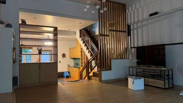 Sm305-1  ขายทาวน์โฮม 4 ชั้น เนื้อที่ 32 ตร.วา.  เอกมัย  ซ.10  ตกแต่งครบพร้อมเข้าอยู่ เดินทางสะดวก