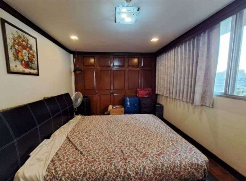 ให้เช่า คอนโด 4 ห้องนอน กว้างขวางที่ ไทปิงคอนโดเอกมัย For Rent Spacious 4-Bedroom Unit at Taiping Condo Ekkamai