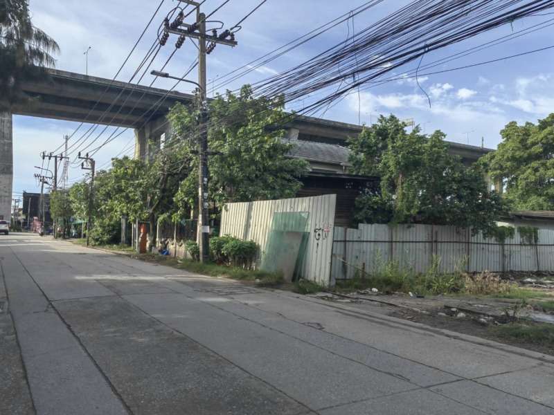 ขายที่ดิน 11-1-97 ไร่ ติดซอยเทศบาลสำโรงใต้21 (ซอยวัดบางหญ้าแพรก) บางหัวเสือ พระประแดง สมุทรปราการ ใกล้สะพานกาญจนาภิเษก และถนนวงแหวนอุตสาหกรรม