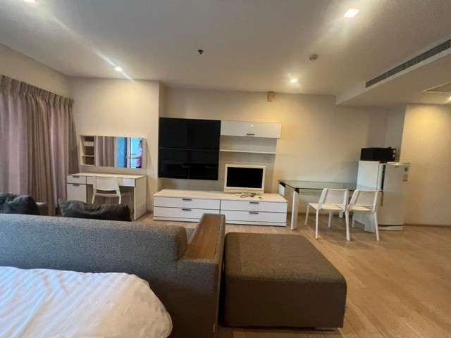 ขาย 1สตูดิโอ45ตรม6.825ล Noble Remix Sukhumvit 36 คอนโด โนเบิล รีมิกซ์ สุขุมวิท 36 ใกล้BTS เอกมัย