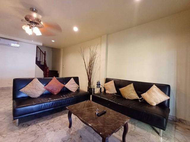 For Rent : Patong, Thai style townhouse, 2 bedroom 3 bathroom