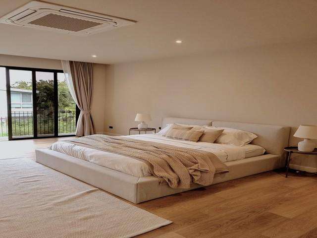 R0037 ให้เช่าบ้านเดี่ยวโมเดิร์นสไตล์ตกแต่งหรูหรา Designed by well known architect เพียง 10 นาทีถึงถนนเอกมัย