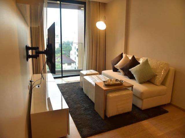 Liv at49 spacious safe peaceful 7th floor BTS Thonglor