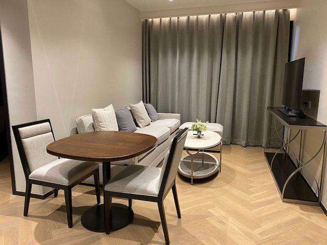 The Reserve Sukhumvit 61 spacious private 7th floor BTS Ekkamai