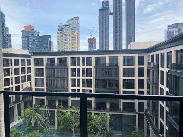 The Reserve Sukhumvit 61 spacious private 7th floor BTS Ekkamai