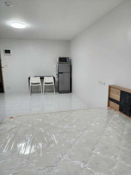 ขาย พร้อมผู้เช่า คอนโดสะพานควายห้องขนาด 31 ตรม. เพียง 1.2 ล้าน สนใจโทร 089 622 0132