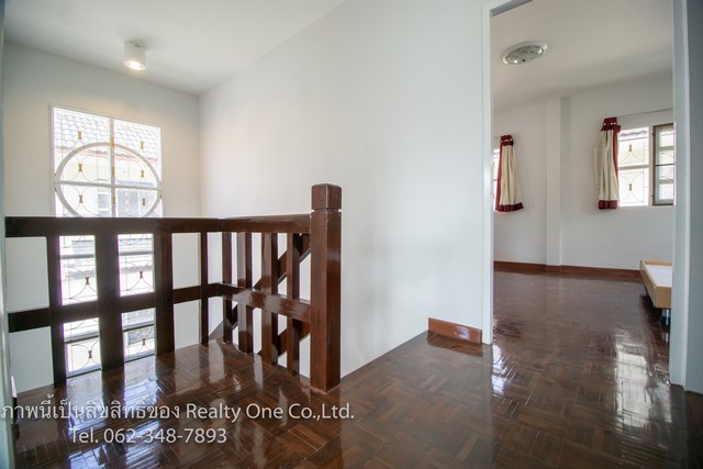 ขายบ้านเดี่ยว หมู่บ้าน ดิเอมเมอรัลด์ การ์เด้น 1 บางบัวทอง นนทบุรี บ้านสวย