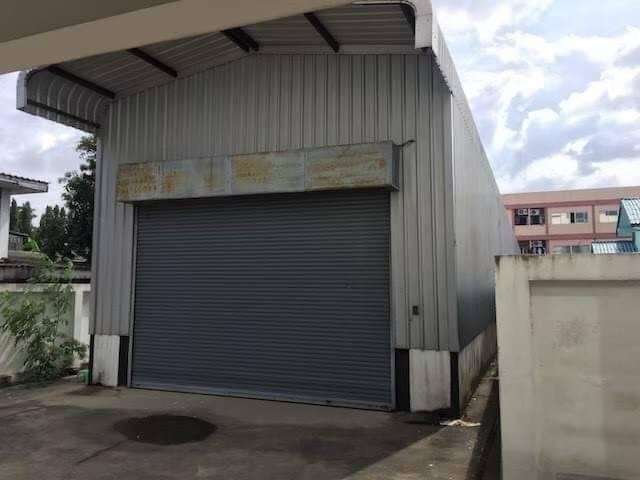 Sm403-1  ให้เช่าอาคารสำนักงาน 4 ชั้น พร้อมโกดัง 1,400 ตร.ม.  ใกล้  MRT ลาดพร้าว 71 เซ็นทรัลอีสวิลล์  เลียบด่วน