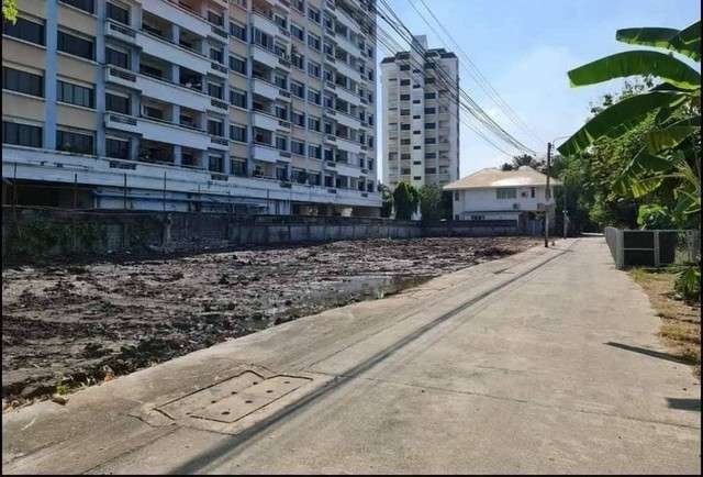 Sm405  ขายที่ดินเปล่าพร้อมสิ่งปลูกสร้าง เนื้อที่ 490 ตร.วา.บางนา-ตราดซอย 8  ใกล้เซ็นทรัลบางนา ใกล้ทางด่วน