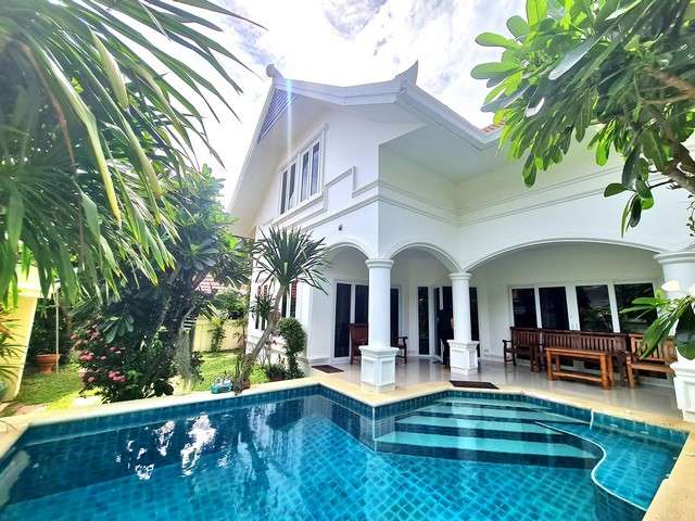 ขายPool villa บ้านใกล้ทะเลเพียง 400 เมตร  นาจอมเทียน บางละมุง ชลบุรี