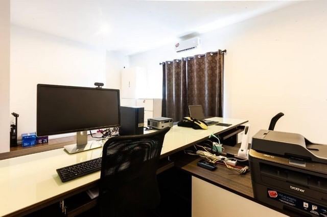 ให้เช่าทาวน์โฮม 3 ชั้น โครงการ Plex Residence ซอยนวมินทร์ 111 เหมาะทำโฮมออฟฟิศและพักอาศัย ใกล้ทางด่วนรามอินทรา-อาจณรงค์ (AH-T1385)