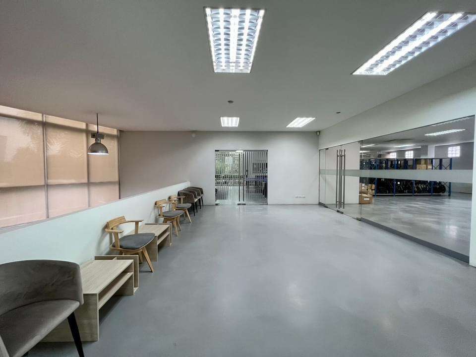 Office for rent ให้เช่าสำนักงาน3ชั้น 1,210 ตร.ม.ย่านลาดพร้าว101 โพธิ์แก้ว นวมินทร์ บางกะปิ เลียบด่วน พร้อมใช้งาน