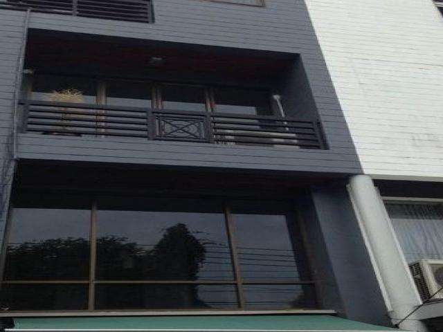 POR3008 ขายโฮมออฟฟิศ 4 ชั้น 200 ตรม. ถนน ศรีวรา ทาวน์อินทาวน์