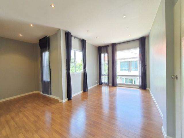 บ้าน  คาซ่าพรีเมี่ยม  ราชพฤกษ์ – แจ้งวัฒนะ 8500000 – 3 BR 70 SQ.WA 0 Ngan 0 RAI ใกล้กับ โรบินสันไลฟ์สไตล์ ราชพฤกษ์ ราคางาม แปลงริม สภาพใหม่ เจ้าของอยู่น้อย พร้อมเข้าอยู่