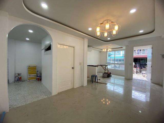 For Sales : Kohkeaw, 2-Storey Town Home @Chaofa Garden Home, 3 Bedrooms 2 Bathrooms