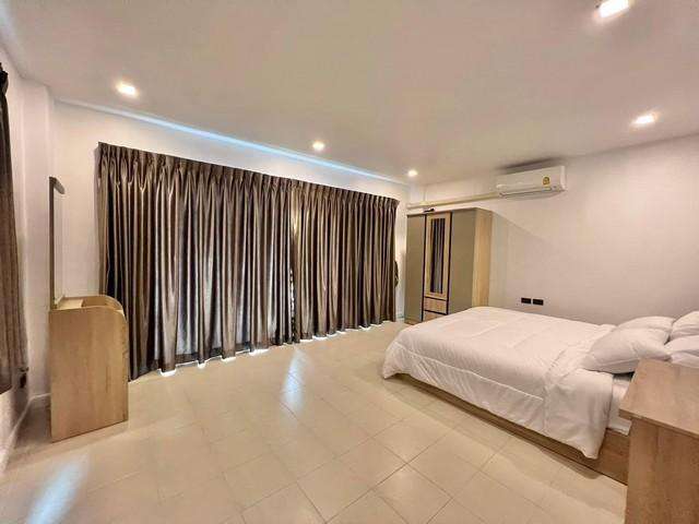 For Rent : Ratsada, B Avenue Kuku, 3 Bedrooms 3 Bathrooms