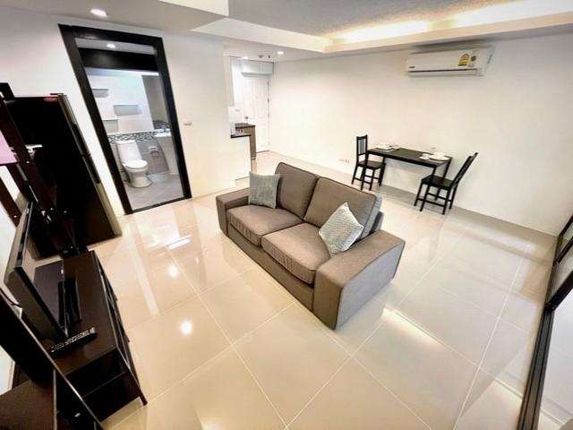 The Waterford Sukhumvit 50 peaceful pleasant convenient BTS On Nut