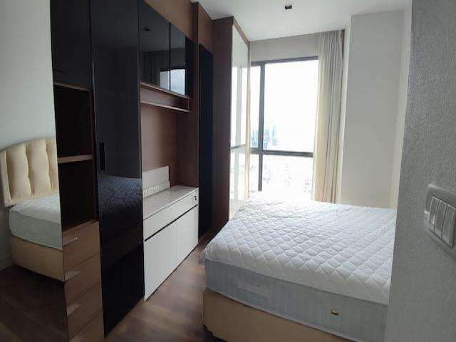 The Room Sukhumvit 62 safe peaceful livable 17th floor BTS Punnawithi