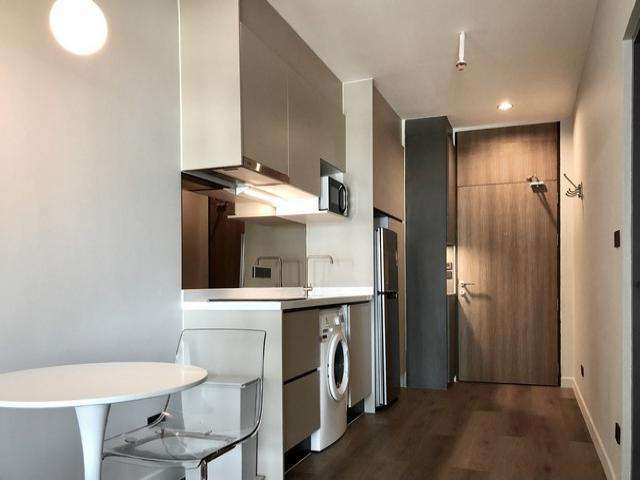 Noble Solo Thonglor clean spacious peaceful 18th floor BTS Thonglor