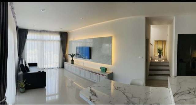 บ้าน อณาสิริ บางคูวัด 6750000 BAHT. 3BEDROOM พื้นที่ =  72 ตร.ว. 0 งาน 0 ไร่ ใกล้กับ สนามกล์อฟชวนชื่น พร้อมเข้าอยู่ ปทุมธานี