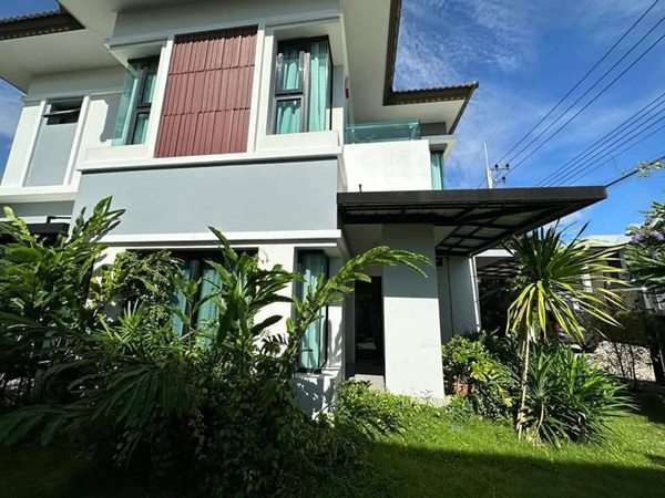 ให้เช่าบ้านเดี่ยวสภาพใหม่ใกล้สนามกอล์ฟธัญธานี T.062-1574449