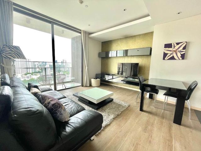 Aequa Sukhumvit 49 nice convenient safe 21st floor BTS Thonglor