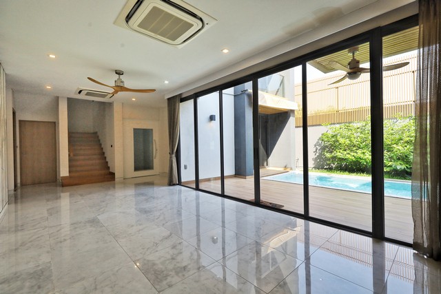 บ้าน บ้าน365 พระราม3 ขนาด = 0 Rai 0 Ngan 81 ตร.ว. 4 BR 54900000 บาท ใกล้ Central Plaza พระราม 3 น่าอยู่