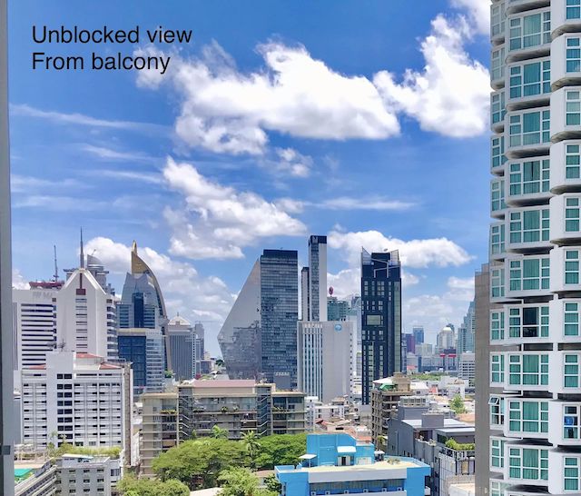 15 Sukhumvit Residence spacious beautiful view peaceful 17th floor BTS Nana