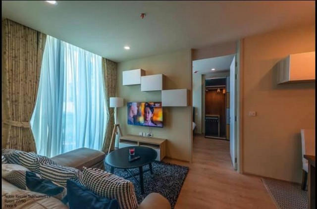 Noble Recole Sukhumvit 19 clean nice spacious 9th floor BTS Asoke