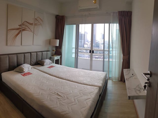 Thonglor Tower spacious clean livable 17th floor BTS Thonglor
