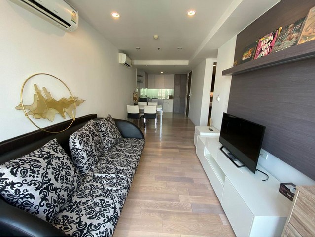 15 Sukhumvit Residence nice safe beautiful view 23rd floor BTS Nana