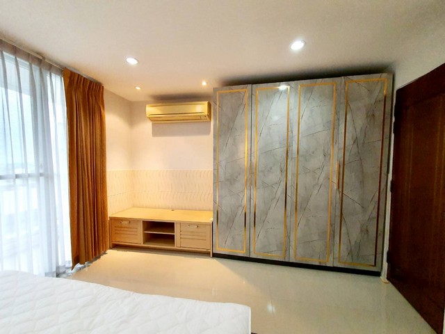 คอนโดฯ อีลิท เรซิเดนท์ พระราม 9 – ศรีนครินทร์ Elite Residence Rama 9 – Srinakarin ราคาดี เยี่ยม ห้องแบบ Duplex