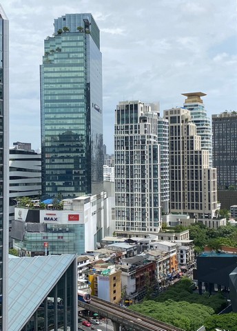 Noble Refine Sukhumvit 26 convenient safe 21st floor BTS Phrom Phong