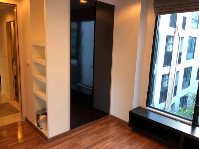 Zenith Place Sukhumvit 42 spacious private livable 4th floor BTS Ekkamai