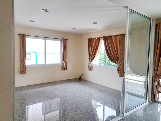 [ให้เช่า] FOR RENT DETACHED HOUSE NAWAMIN 24 / 2 bedrooms 3  bathrooms / 100 Sqw. 300 Sqm. **40,000** CLOSE TO THE MALL BANGKAPI