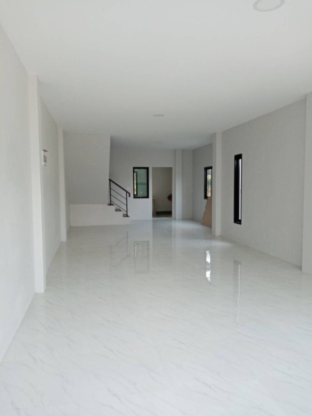 Newly Townhouse for sale remain 2 Unist on Sale Now at Chanthaburi