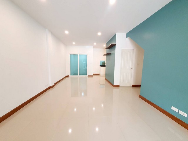 townhouse เดอะริคโค้ ทาวน์ วัชรพล 21 sq.wa 3990000 – หรููสงบ กรุงเทพ